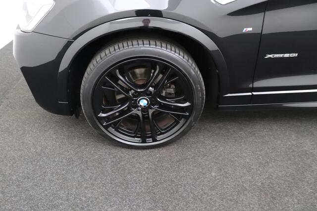 BMW X4 xDrive20i M-Sport Black-Edition Schuif-/kanteldak 20'LMV Leder