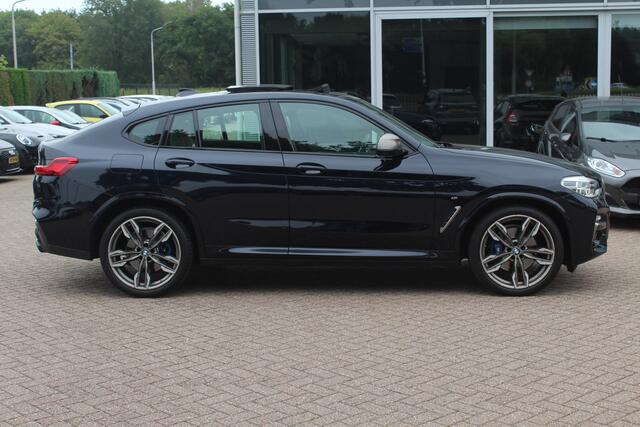 BMW X4 M40i High Executive / Trekhaak / Panoramadak / Camera / Head-up / Luxe Leder / 21'' / Harman Kardon / Navigatie / Stuur+Stoelverwarming / DAB / Dodehoek / Cruise Control