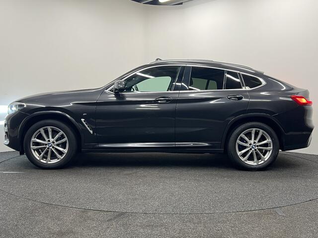 BMW X4 xDrive30i High Executive | NAVI | PANO | TREKHAAK | STOELVERWARMING | KEYLESS |
