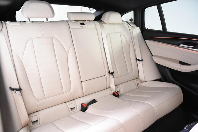 BMW X4 xDrive20i High Executive M-Sport Pakket *Virtual Cockpit*Leer*Keyless*Ambiente*