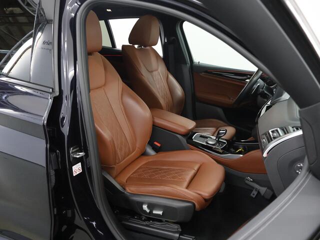 BMW X4 xDrive30i Business Edition Plus | M-Pakket | LED | Panoramadak | Sportstoelen | Stuur/Stoelverwarming | Ele.verstelbare stoelen + geheugen | Digitaal Dashboard | Camera | DAB | Apple CarPlay | Ele. kofferdeksel | Laser Light |