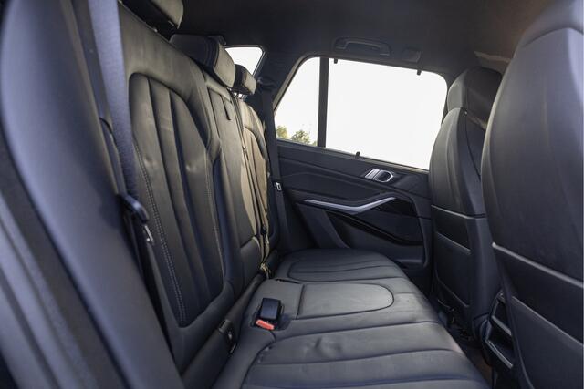 BMW X5 xDrive45e High Executive | Adapt. Cruise | M Stoelen | Luchtvering | Hifi Sound | 360 camera | 22"