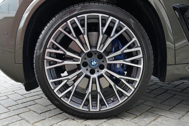 BMW X5 xDrive50e M Sport 489pk Panoramadak/VRview/Innovation