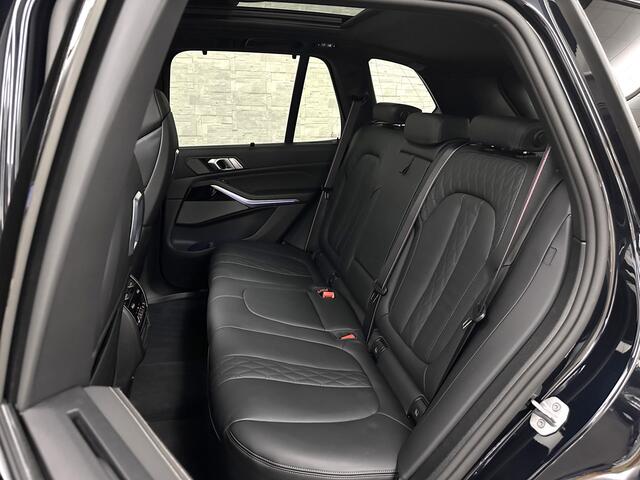 BMW X5 50e M-Performance Seats | M-Sport Pro | 360 Camera | Soft-Close | Panorama | Indiv. Leder | 4-Zone Clima | Stoelventilatie | Head-Up | Harman-Kardon | Keyless-Entry | Memory | M-Gordels | Stuurverwarming | Stoelverwarming V+A | Zonwering | Parfumering | I