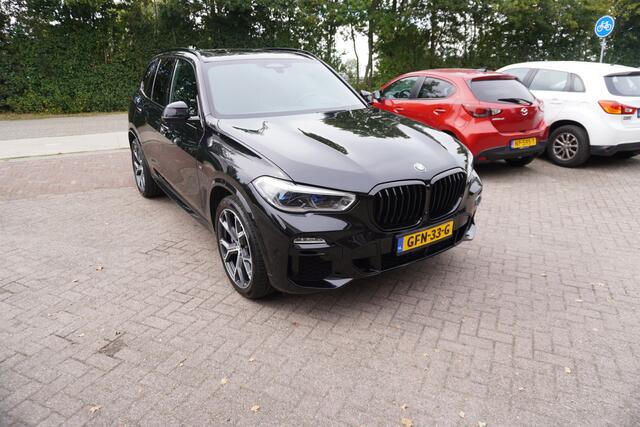 BMW X5 xDrive45e High Executive TREKHAAK PANODAK HEAD UP 360 CAM