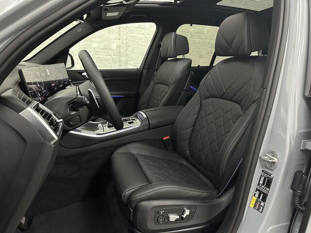 BMW X5 50e M-Sport Pro | M-Performance | 360 Cam | ACC | Panorama | Head-Up | Trekhaak | Harman-Kardon | Memory | 22 inch | Comfortstoelen | Stoelverwarming V+A | Keyless-Entry | M-Gordels | Iconic-Glow | Stuurverwarming | ISO-Glas | Luchtvering | Zonwering | Ca