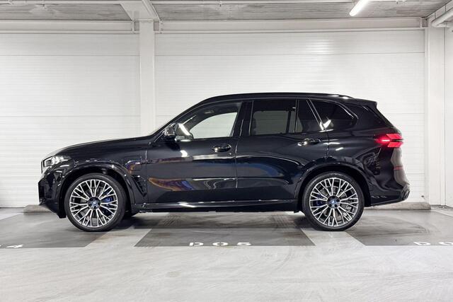 BMW X5 xDrive50e Launch Edition