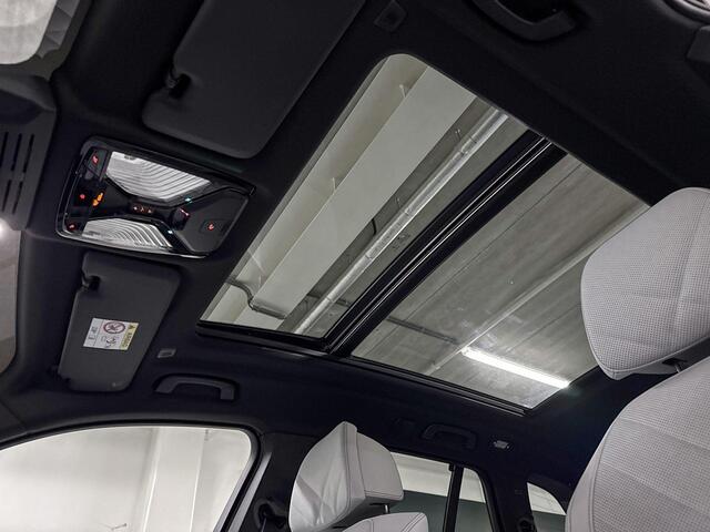 BMW X5 xDrive50e Launch Edition