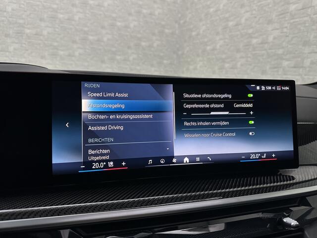 BMW X5 50e M-Performance Seats | Achterasbesturing | Carbon | Pano | M-Pro | 360 Cam. | ACC | Soft-Close | Ventilatie | Leder-Individual | Head-Up | 4-Zone Clima | 22 inch | 2x Memory | Trekhaak | Harman-Kardon | Beker-Clima | Stoelverwarming V+A | Stuurverwarmi