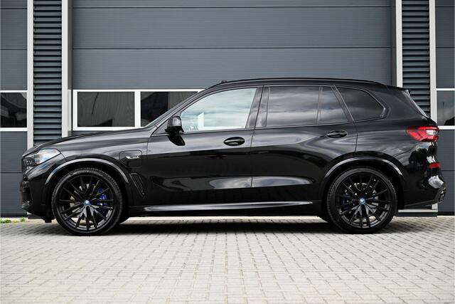 BMW X5 xDrive45e M-SPORT / SKYLOUNGE PANO / B&W / LASER / INDIVIDUAL LEDER / CARBON / HUD / MASSAGE / ALCANTARA HEMEL