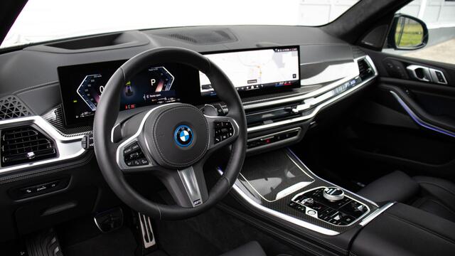 BMW X5 xDrive50e M-Sport Pro | Massage | Harman/Kardon | Panoramadak | Head-up | Stoelventilatie | Achterasbesturing | Trekhaak