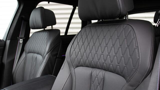 BMW X5 xDrive50e M-Sport Pro | Massage | Harman/Kardon | Panoramadak | Head-up | Stoelventilatie | Achterasbesturing | Trekhaak