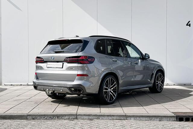 BMW X5 xDrive50e M-Sport Pro / Driving Assistant Professional / Parking Assistant professional / Soft-Close / Glazen Schuifdak / Harman Kardon / Stoelventilatie / Iconic Glow / Ambient Air / Massage / Active Steering / 22 Inch