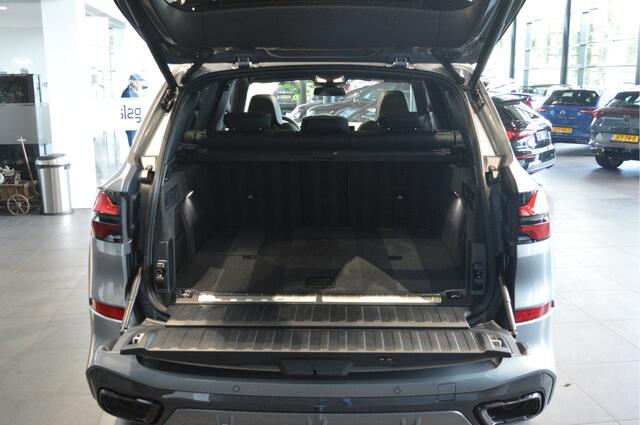 BMW X5 xDrive50e M-Sport pano head up Harman Kardon 22 inch !!