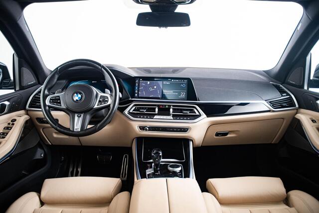 BMW X5 xDrive45e High Executive M Sport - Trekhaak - Panoramadak - Parking/Driving Assistant - Warmte Comfort Pack - Soft Close - Active Cruise Control - Head Up - Harman Kardon - Comfort Acces -