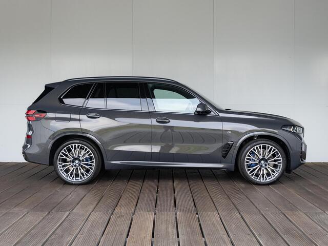 BMW X5 xDrive50e | M Sportpakket Pro | Innovation Pack | Comfort Access | Soft-Close | Panoramadak | Stoeverwarming | Bowers & Wilkins | Trekhaak