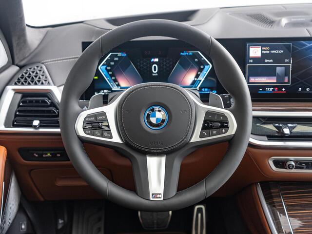 BMW X5 xDrive50e | M Sportpakket Pro | Innovation Pack | Comfort Access | Soft-Close | Panoramadak | Stoeverwarming | Bowers & Wilkins | Trekhaak