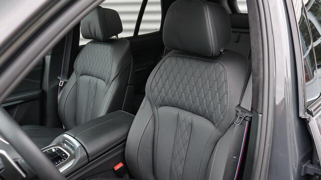 BMW X5 xDrive50e M-Sport Pro | Massage | Sky Lounge | Harman/Kardon | Soft-Close | Head-up | Carbon | Achterasbesturing