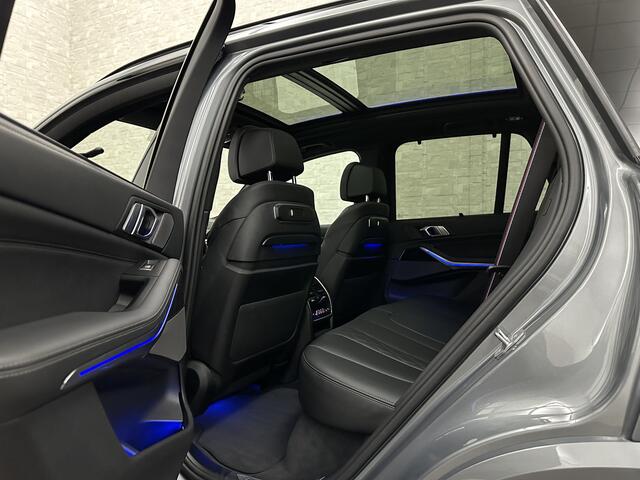BMW X5 50e *7x Op Voorraad* M-Sport Pro | 360 Camera | Sky-Lounge Pano | ACC | Comfortstoelen | Indiv. Leder | Massage | Stoelventilatie | 4-Zone Clima | Trekhaak | 22'' | Head-Up | Keyless-Entry | Harman-Kardon | Stoelverwarming V+A | M-Gordels | Glaspook | Stu