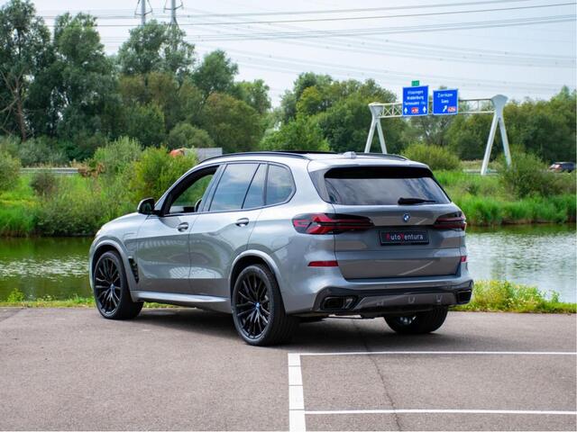 BMW X5 xDrive50e Trekhaak | Schuif/kantel Pano | Adapt. Cruise | LED | Massage | Softclose | M sport Pro | Shadow line |