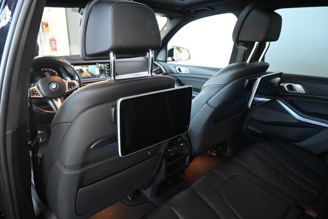 BMW X5 M50d High Executive M-pakket Harmon/Kardon Adaptief Head Up Panoramadak LED Laser light Inruil Mogelijk!