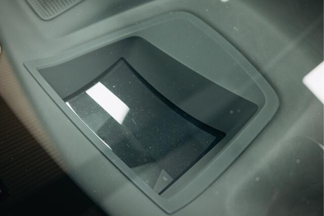 BMW X5 xDrive45e High Executive | Carbon | Pano | Head-Up | Luchtvering | Trekhaak | Stoelverwarming en verkoeling |