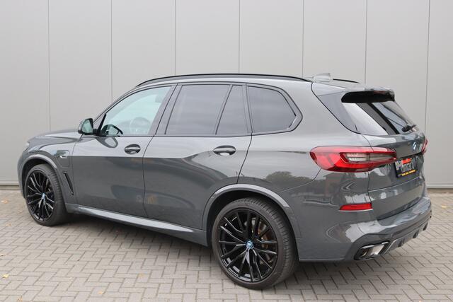 BMW X5 xDrive45e High Executive Pano-dak/Luchtvering/22-Inch/M-Sport/Co-pilot