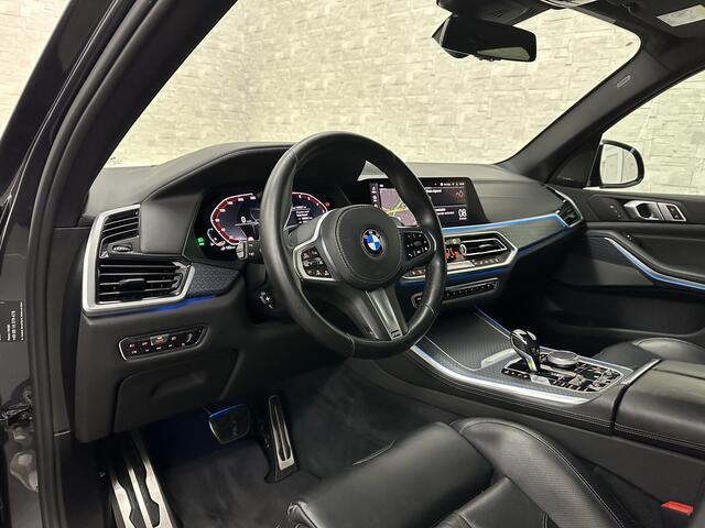 BMW X5 45e M-Stoelen | M-Performance | 360 Camera | ACC | Indiv. Leder | Harman-Kardon | Laser-LED | Keyless-Entry | Stoelventilatie | Head-Up | Memory | 21'' | Sfeerverlichting | Trekhaak | Luchtvering | Rij-Assistent Pro | Carplay | Black-Optic | Draadloos Lad