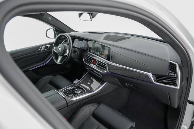 BMW X5 45e xDrive 394pk High Executive |splitterset|M-sportpakket|M-kuipstoelen|schuif/kantel|Harman&Kardon|massage|Laser LED|memory|360 camera|diamond pook|HUD|carbon interieur|Apple Carplay|22" lichtmetalen velgen|