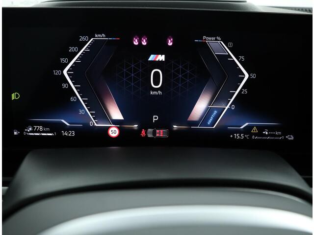 BMW X5 xDrive50e M Sportpakket Pro | Innovation Pack | Driving Assistant Prof | Trekhaak | Iconic Glow | Stoelventilatie