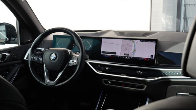 BMW X5 xDrive50e | Harman/Kardon | Panoramadak | Head-up | Trekhaak | Iconic Glow