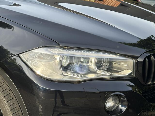 BMW X5 xDrive30d Panoramadak Cruise Clima Leer Stoelverw. 20''LM Trekhaak Grijskenteken