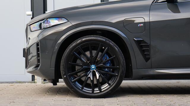 BMW X5 xDrive50e M-Sport Pro | Massage | Harman/Kardon | Stoelventilatie | Panoramadak | Soft-Close | Head-up | Trekhaak