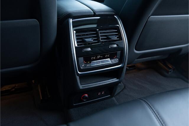 BMW X5 xDrive50e LCI M-Sport Pro ACC Pano M Seats Stoelvent. Skylounge Head Up Carbon 360 HarmanK