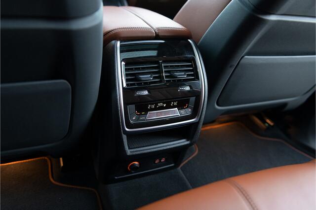 BMW X5 xDrive50e LCI M-Sport Pro Bowers&W Alcantara Hemel Acc Pano Massage Stoelvent. Achterasbestr. Softcl, Head Up 360 Kristal Trekhaak