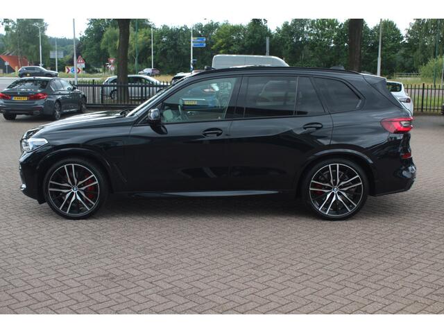 BMW X5 xDrive45e High Executive / Full option! / Trekhaak / Panoramadak / 360Camera / Head-up / Softclose / Keyless / Laser LED / Bowers & Wilkens / Skylounge / Carbon intr. / 22'' / M Kuipsportstoelen / Achterasbesturing /