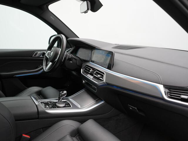 BMW X5 xDrive45e High Executive Plug In Hybrid 395pk Dealer O.H PHEV | Trekhaak Af Fabriek | Luchtvering | Panodak | Head Up | Adaptive Cruise | 360 Camera | Adaptief Onderstel | Lederen Sportstoelen Memory & Verwarmd | Apple Carplay | Sfee