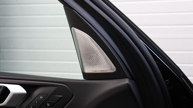 BMW X5 xDrive40i High Executive M-Sport | Bowers & Wilkins | Sky Lounge | Head-up | Stoelventilatie | Laserlight | Soft-Close | Trekhaak