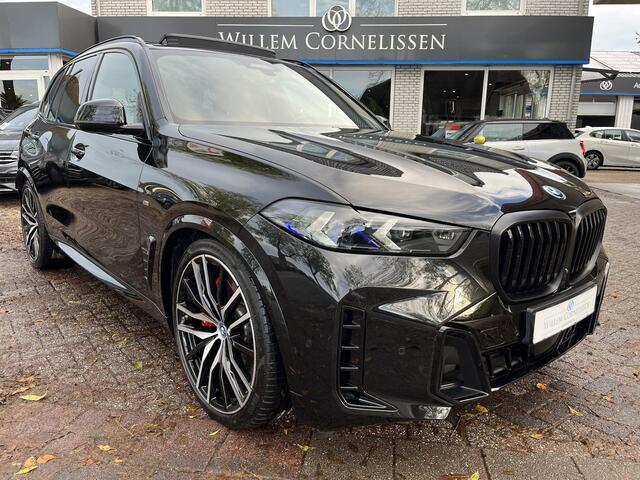 BMW X5 xDrive50e Launch Edition Skylounge B&W NL Auto Led