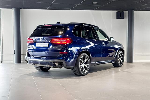 BMW X5 xDrive45e High Executive | M Sport | Glazen Panoramadak | Harman Kardon | Head-up Display | Trekhaak |