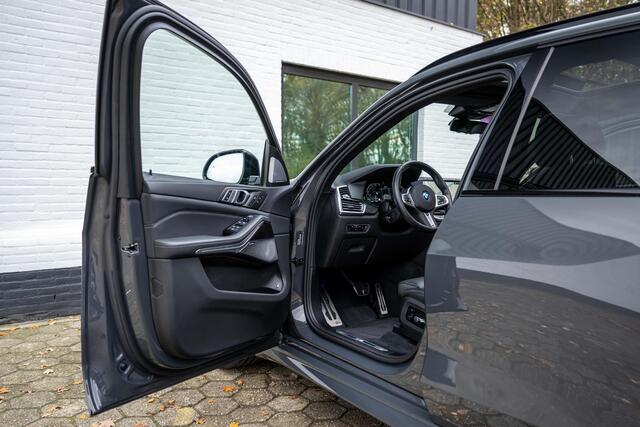 BMW X5 xDrive45e M-Sport 4-Wielsturing B&W CoPilot Carbon