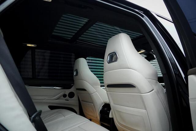 BMW X5 M / Pano / Harman&Kardon / HUD / Alcantara