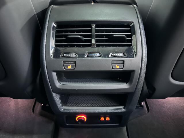 BMW X5 50e M-Pro Performance | M-Seats | M-Uitlaat | 360 Camera | ACC | Carbon | Indiv. Leder | Head-Up | Harman-Kardon | Keyless-Entry | 22'' | Trekhaak | Stoelventilatie | Iconic-Glow | M-Gordels | Zonwering | Stoelverwarming V+A | Rij-Assistent Pro | Memory 