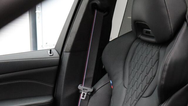 BMW X5 xDrive50e M-Sport Pro | Massage | Harman/Kardon | Stoelventilatie | Panoramadak | Head-up | Soft-Close | Trekhaak | Carbon