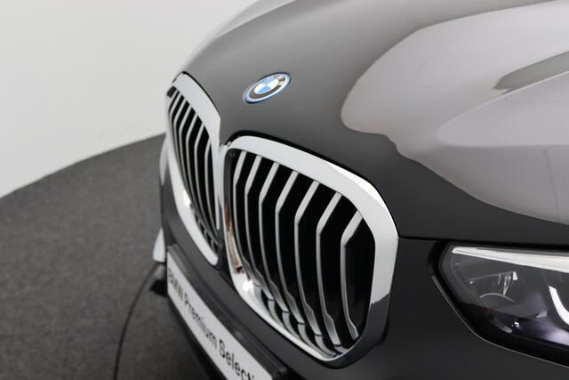 BMW X5 xDrive45e Executive | Integral Active Steering | Panoramadak | Elektrisch Verstelbare Stoelen | Driving Assistant Professional | Bowers & Wilkins | 19''