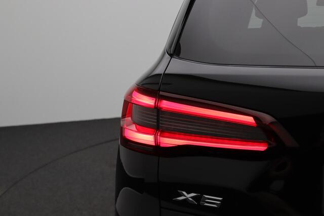 BMW X5 xDrive45e Executive | Integral Active Steering | Panoramadak | Elektrisch Verstelbare Stoelen | Driving Assistant Professional | Bowers & Wilkins | 19''