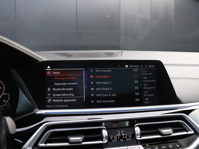 BMW X5 xDrive45e High Executive | MEMORY | SOH 84% | LEDER | PANO-DAK | TREKHAAK | LUCHTVERING | HEAD-UP | STOELVERW. | APPLE CARPLAY | CRUISE |