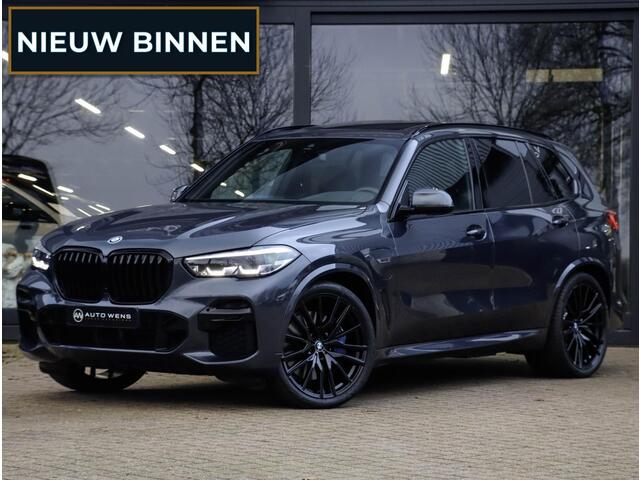 BMW X5 xDrive45e M Sport Lucht Pano 22" Laser Zwarte hemel