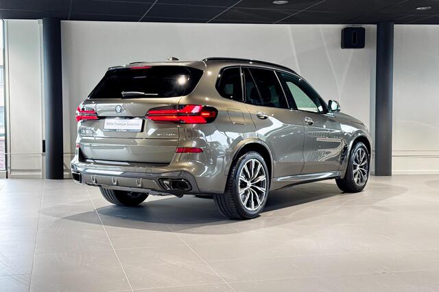 BMW X5 xDrive50e | M Sport Pro | Glazen Panoramadak | Stoelventilatie | Comfort Access | Trekhaak |