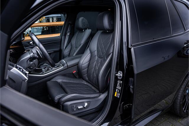 BMW X5 xDrive50e Launch Edition - M-Sport l Panorama l Trekh. l HUD l Stuur vew.